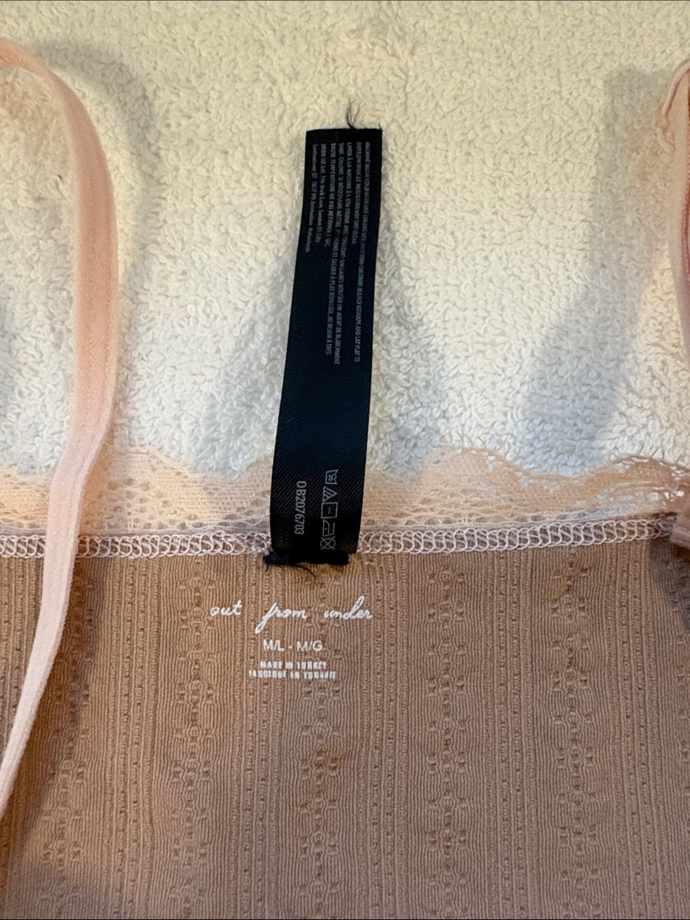 Urban Outfitters Ribbed Lace-Trim Cami in Blush and Camel - Picture 2 of 6